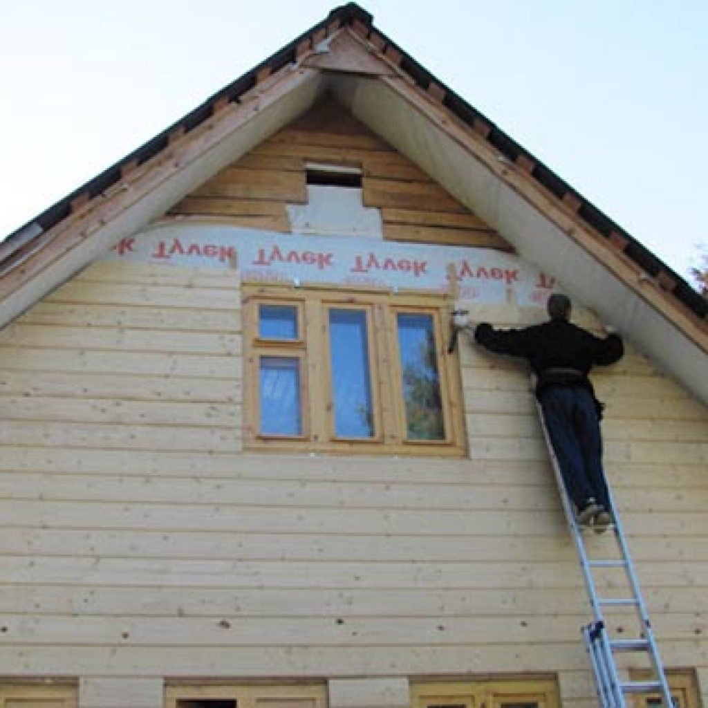 как зашить фронтон деревянного дома