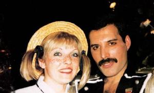Freddie Mercury dan satu-satunya wanita dalam hidupnya - Mary Austin