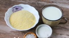 Как варить молочную кашу из кукурузной крупы - пошаговые рецепты в кастрюле, казане или мультиварке с фото